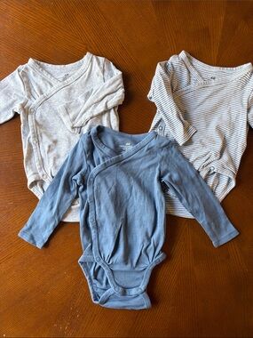 H&M organic cotton snap bodysuit one piece 3-6M set of 3